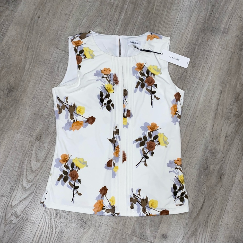 New With Tags Calvin Klein White Floral Top Size Small